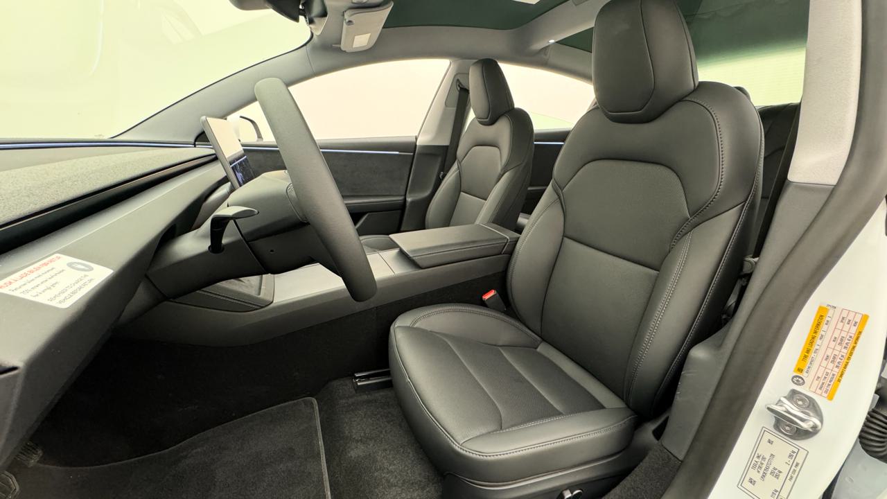 Tesla<br>Model 3 Long Range Dual Motor AWD
