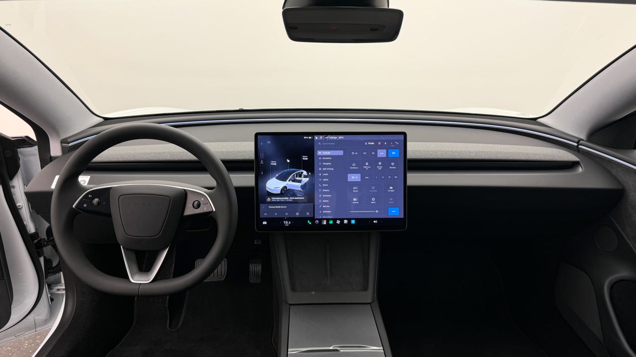 Tesla<br>Model 3 Long Range Dual Motor AWD