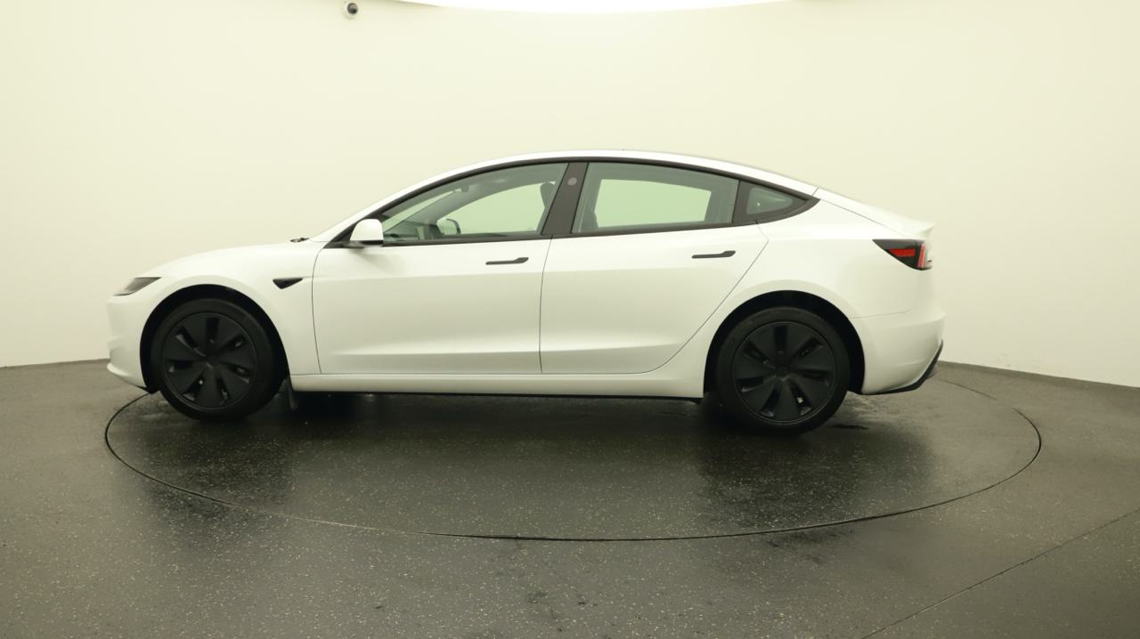 Tesla<br>Model 3 Long Range Dual Motor AWD
