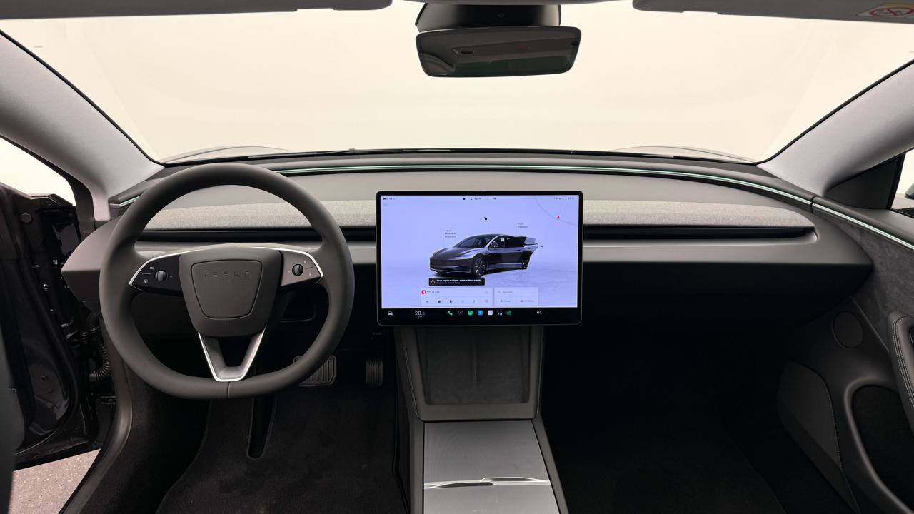 Tesla<br>Model 3 Long Range Dual Motor AWD