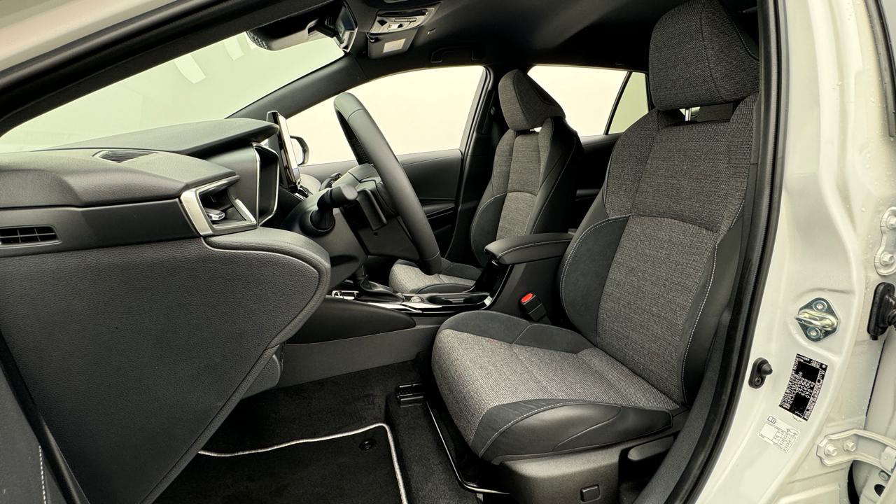 Toyota<br>Corolla TS 2.0 HSD Sport e-CVT