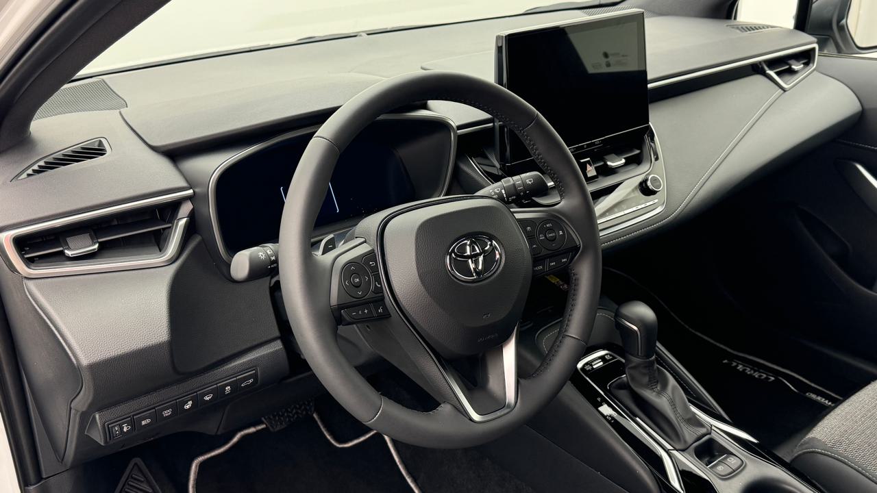 Toyota<br>Corolla TS 2.0 HSD Sport e-CVT