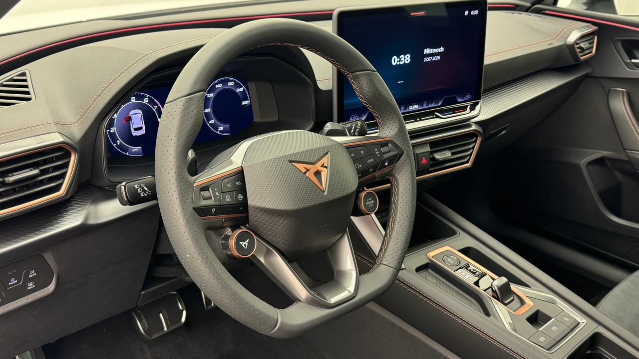Cupra<br>LEON ST 2.0 TSI VZ Black Edition DSG