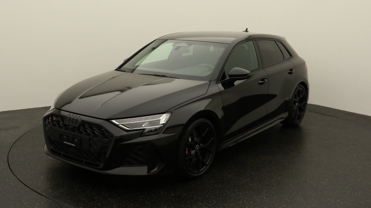Audi<br>RS3 Sportback 2.5 TSI quattro S-tronic