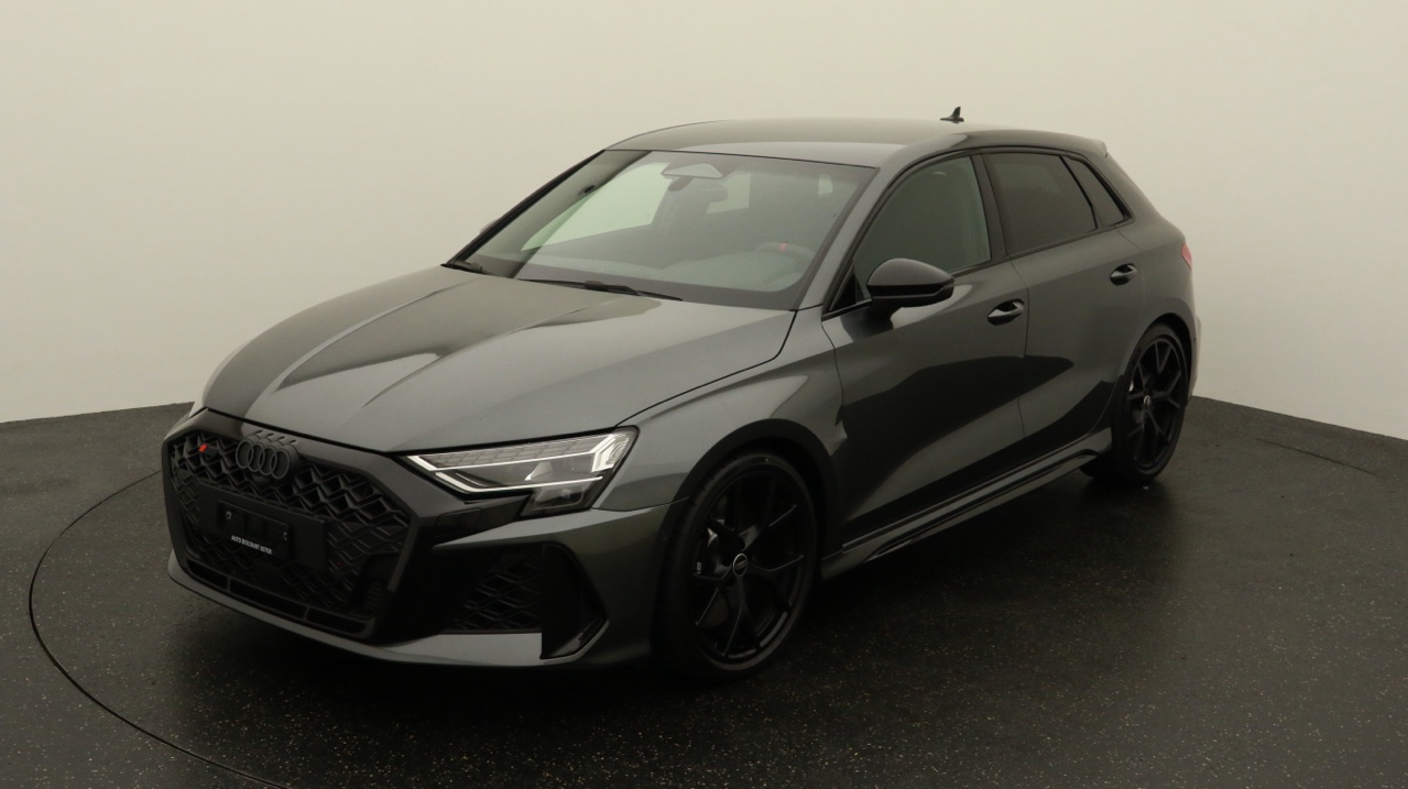 Audi<br>RS3 Sportback 2.5 TSI quattro S-tronic