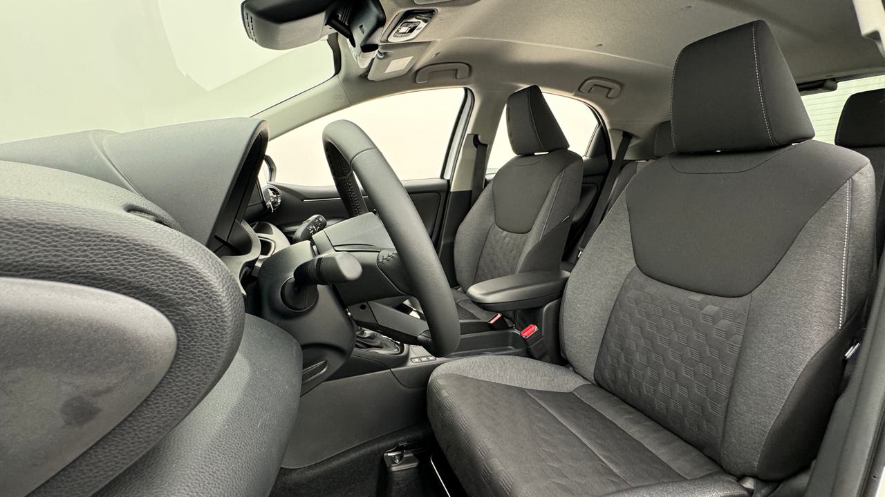 Toyota<br>Yaris 1.5 Sport e-CVT
