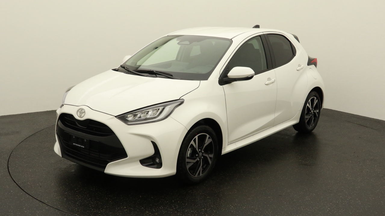 Toyota<br>Yaris 1.5 Sport e-CVT