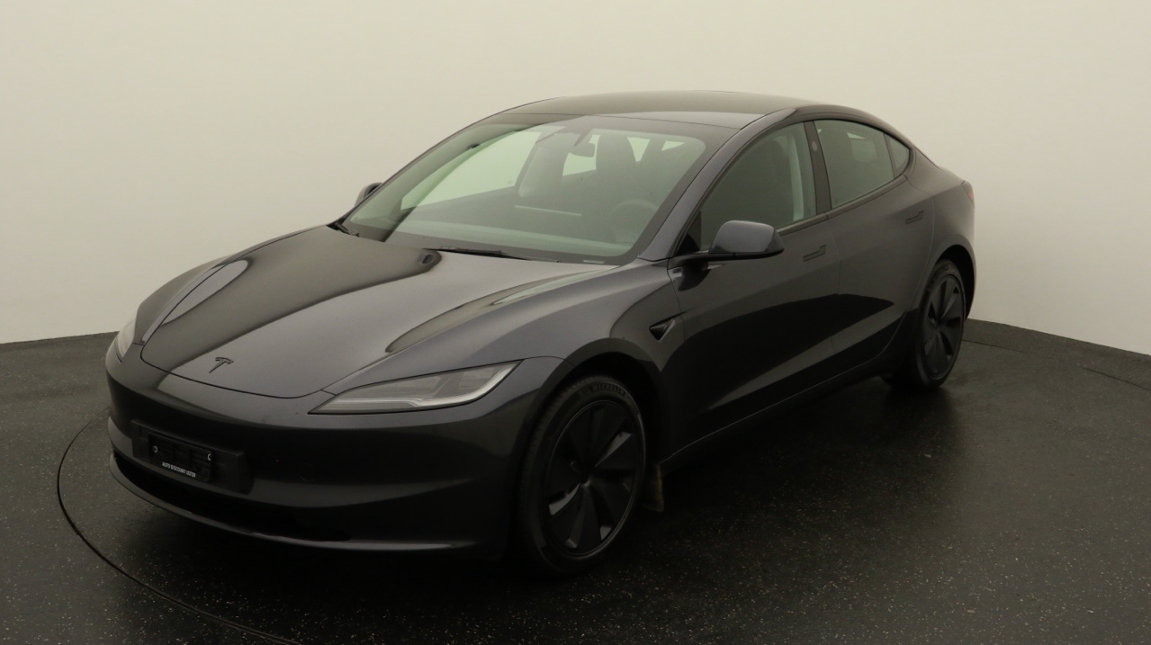Tesla<br>Model 3 Long Range Dual Motor AWD