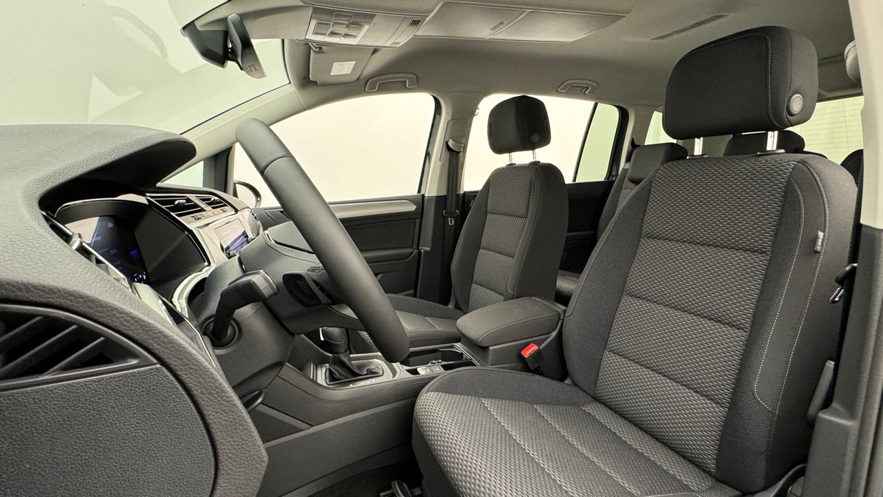 VW<br>Touran 1.5 TSI EVO Limited DSG