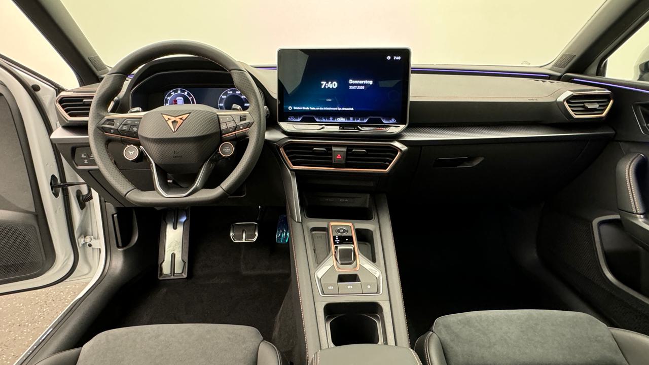 Cupra<br>LEON ST 2.0 TSI VZ Black Edition DSG