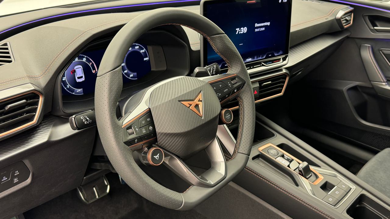 Cupra<br>LEON ST 2.0 TSI VZ Black Edition DSG