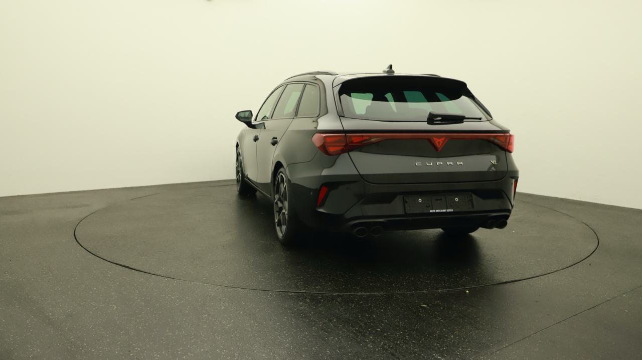Cupra<br>LEON ST 2.0 TSI VZ DSG 4Drive