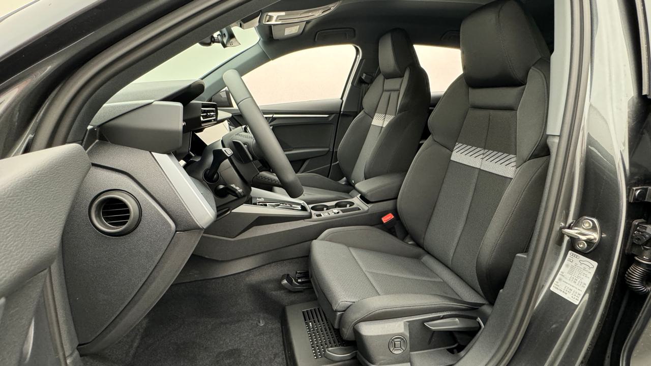 Audi<br>A3 Sportback 35 TFSI S line S-tronic