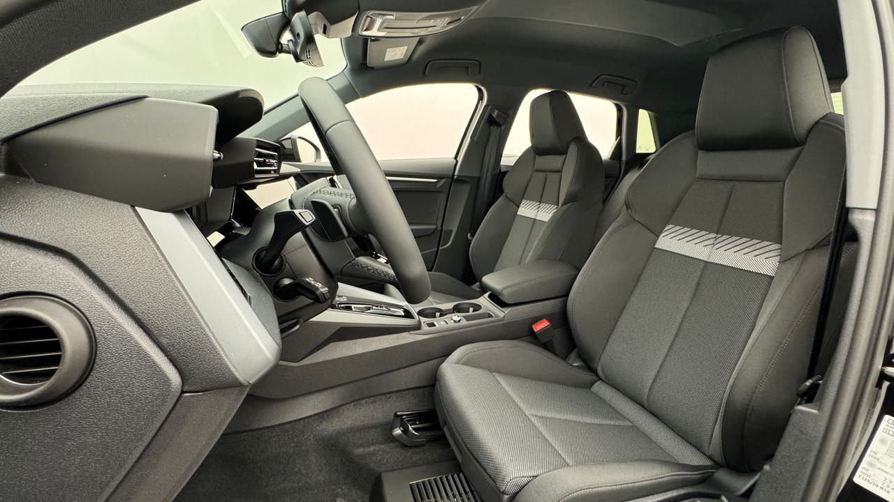 Audi<br>A3 Sportback 35 TFSI S line S-tronic