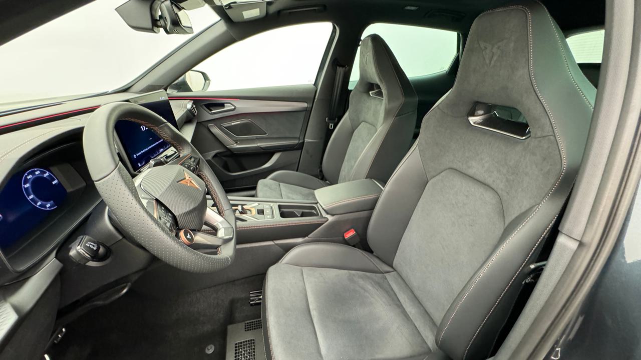 Cupra<br>Formentor 1.5 e-HYBRID pHEV VZ Black Edition DSG