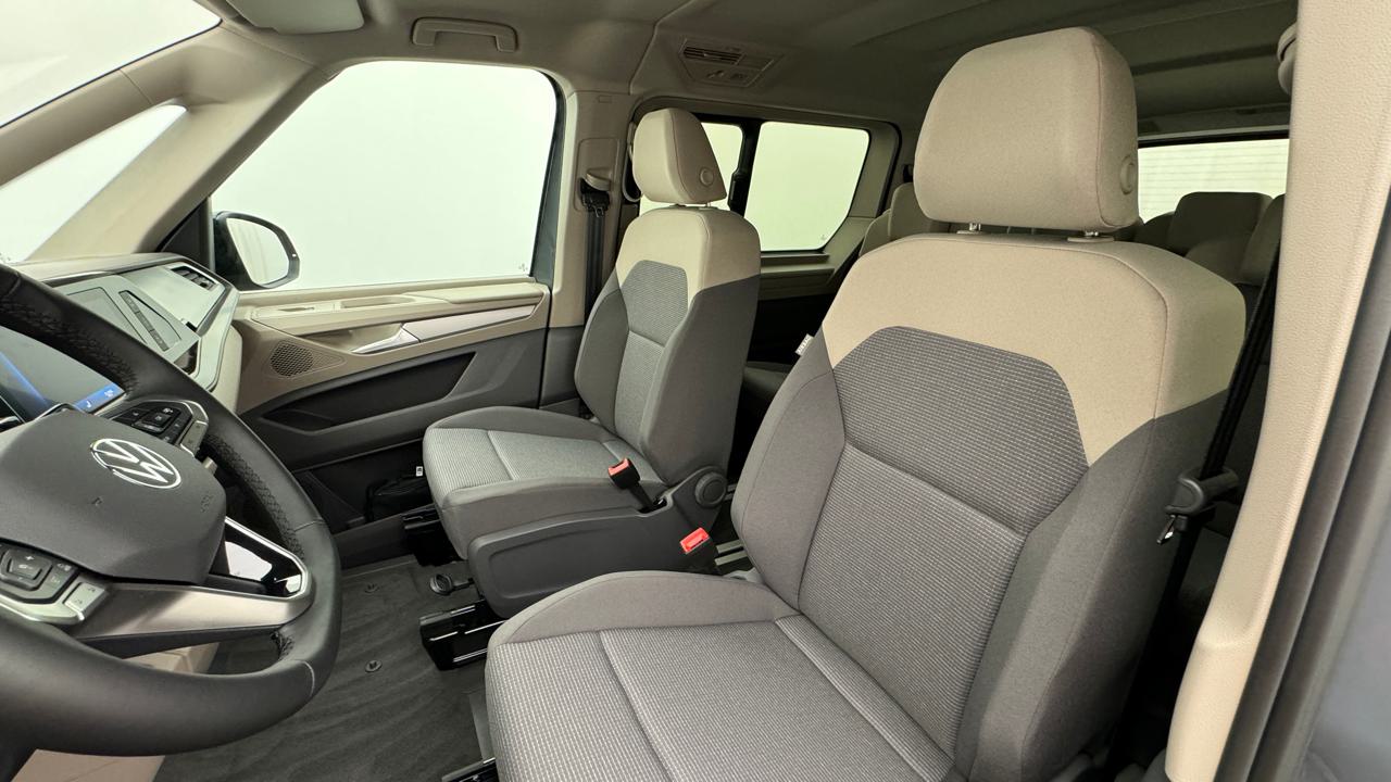 VW<br>Multivan 2.0 TDI Life DSG