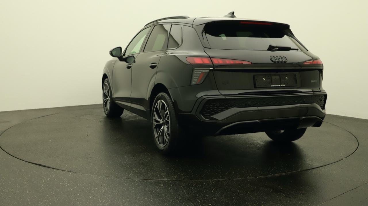 Audi<br>Q3 SUV TFSI quattro 195 kW S tronic