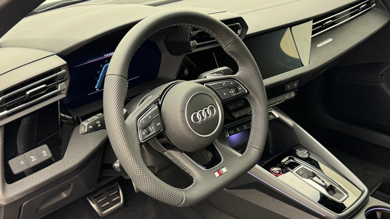 Audi<br>S3 Sportback TFSI quattro S-tronic