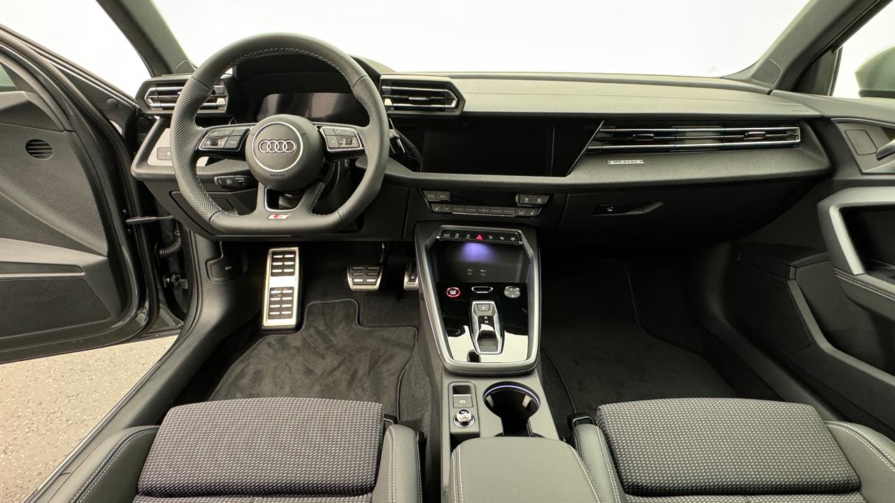 Audi<br>S3 Sportback TFSI quattro S-tronic