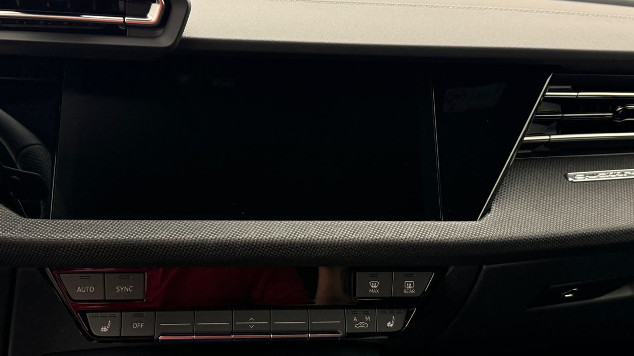 Audi<br>S3 Sportback TFSI quattro S-tronic