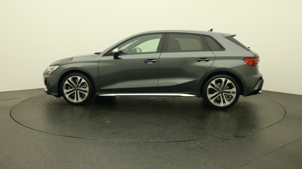 Audi<br>S3 Sportback TFSI quattro S-tronic