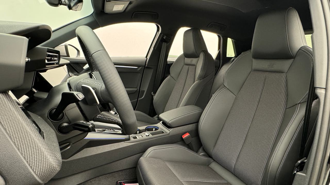 Audi<br>S3 Sportback TFSI quattro S-tronic