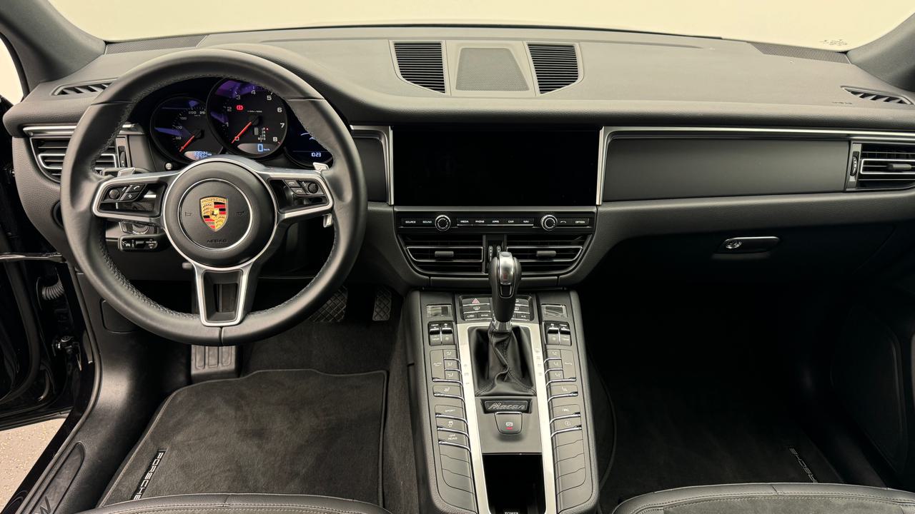 Porsche<br>Macan PDK