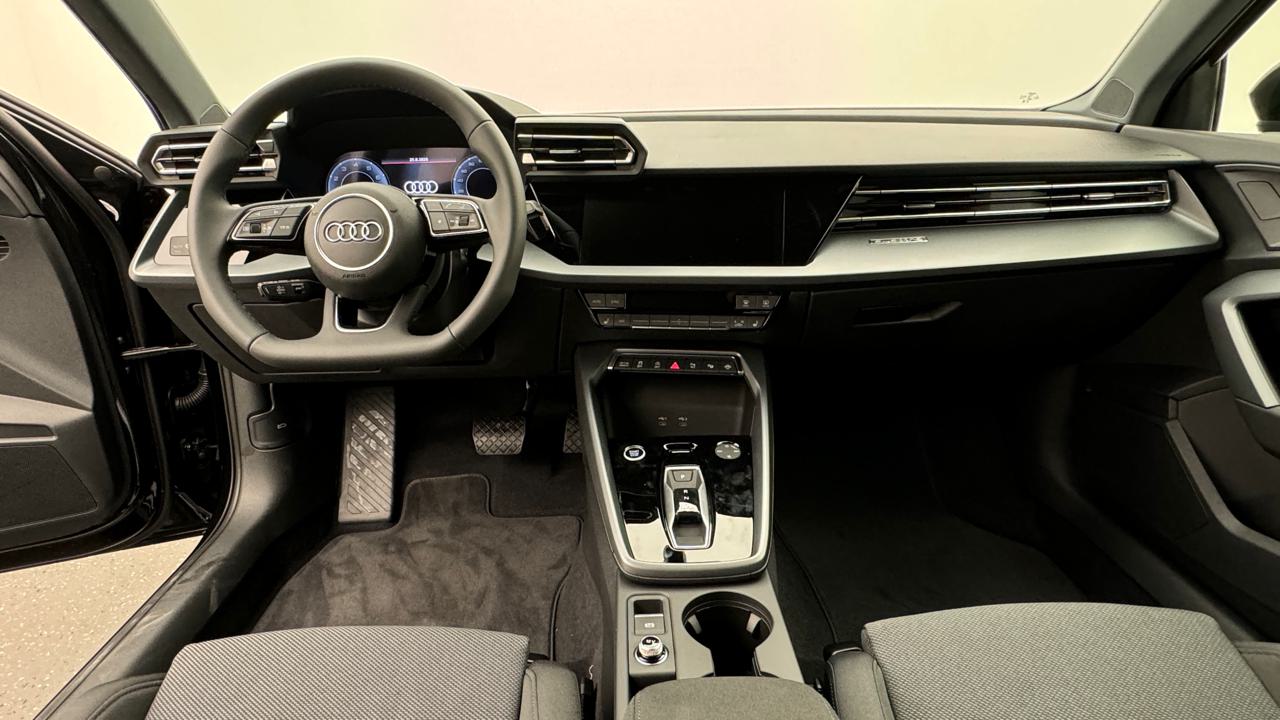 Audi<br>A3 allstreet 40 TFSI S-tronic quatttro