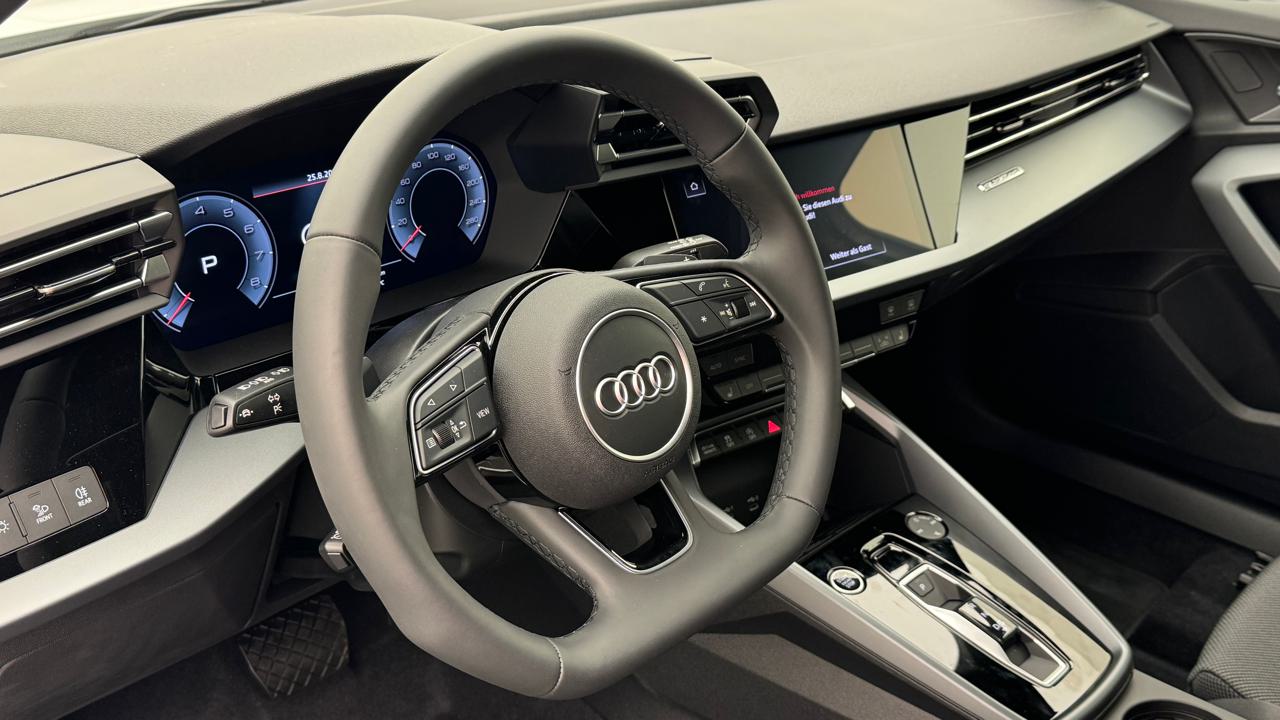 Audi<br>A3 allstreet 40 TFSI S-tronic quatttro
