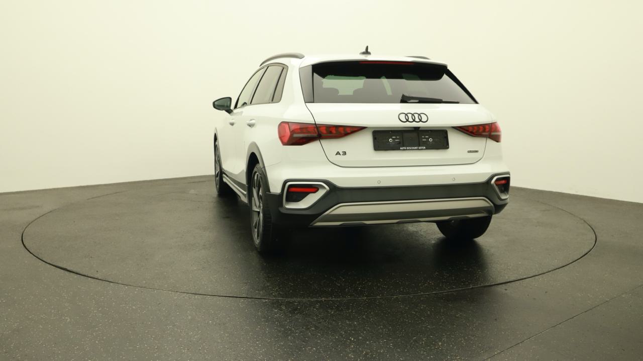 Audi<br>A3 allstreet 40 TFSI S-tronic quatttro