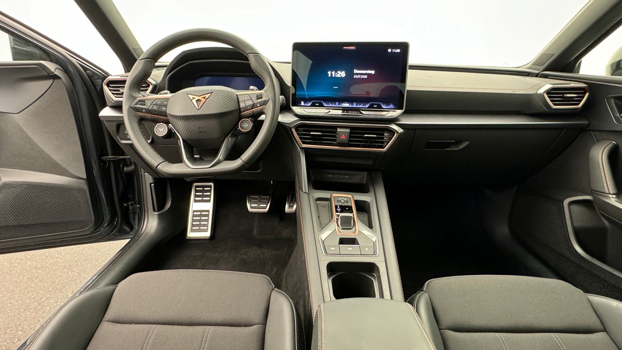 Cupra<br>LEON 1.5 e-HYBRID pHEV DSG