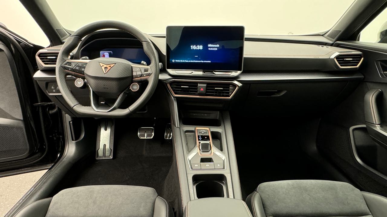 Cupra<br>Formentor 1.5 e-HYBRID pHEV VZ Black Edition DSG