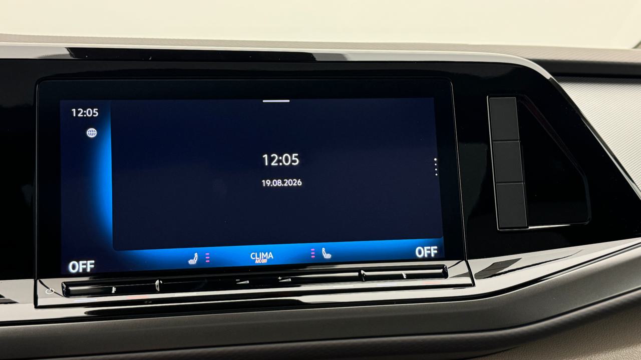 VW<br>Multivan 2.0 TDI Life DSG