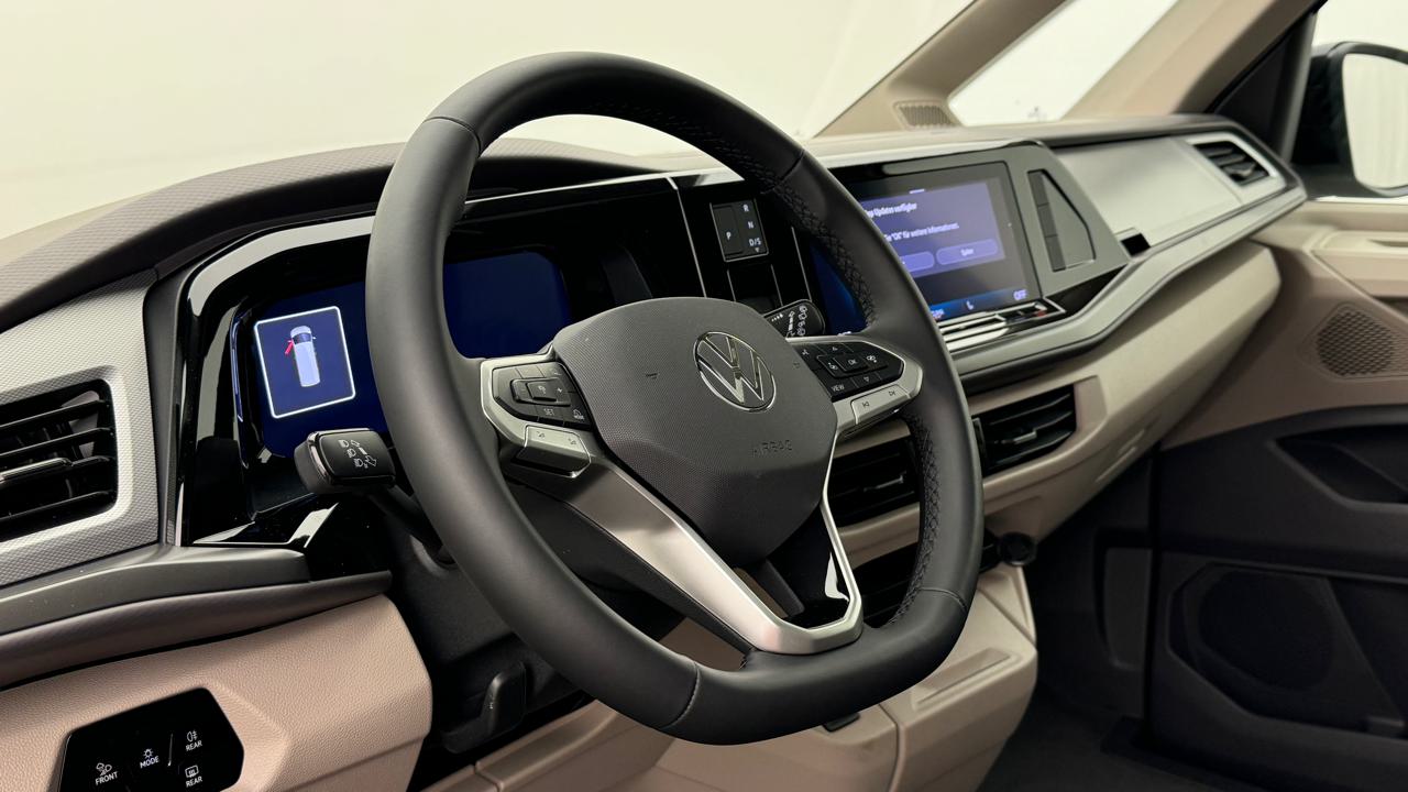 VW<br>Multivan 2.0 TDI Life DSG