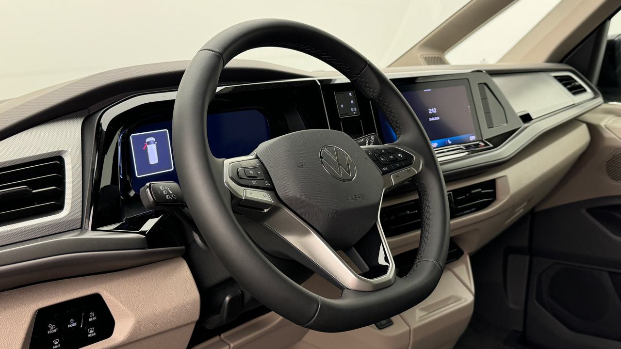 VW<br>Multivan 2.0 TSI Life DSG Lang