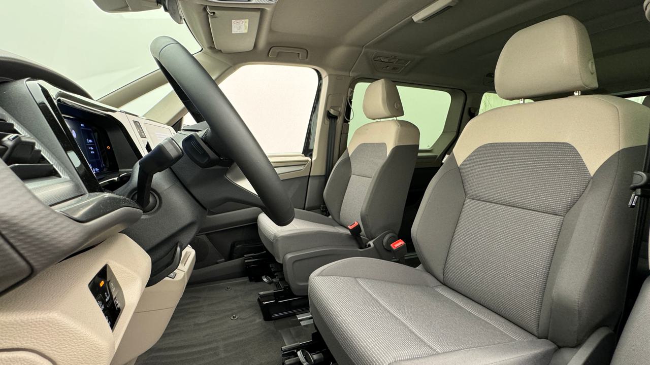 VW<br>Multivan 2.0 TDI Life DSG Lang