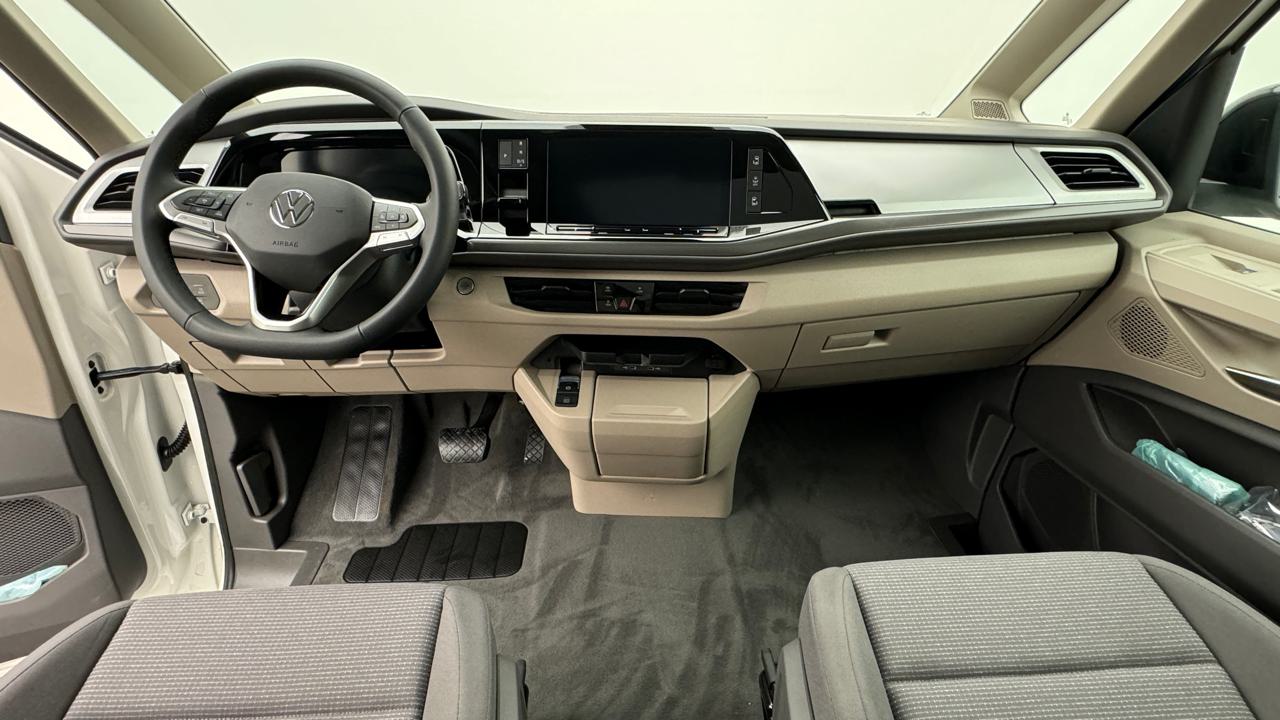 VW<br>Multivan 2.0 TDI Life DSG