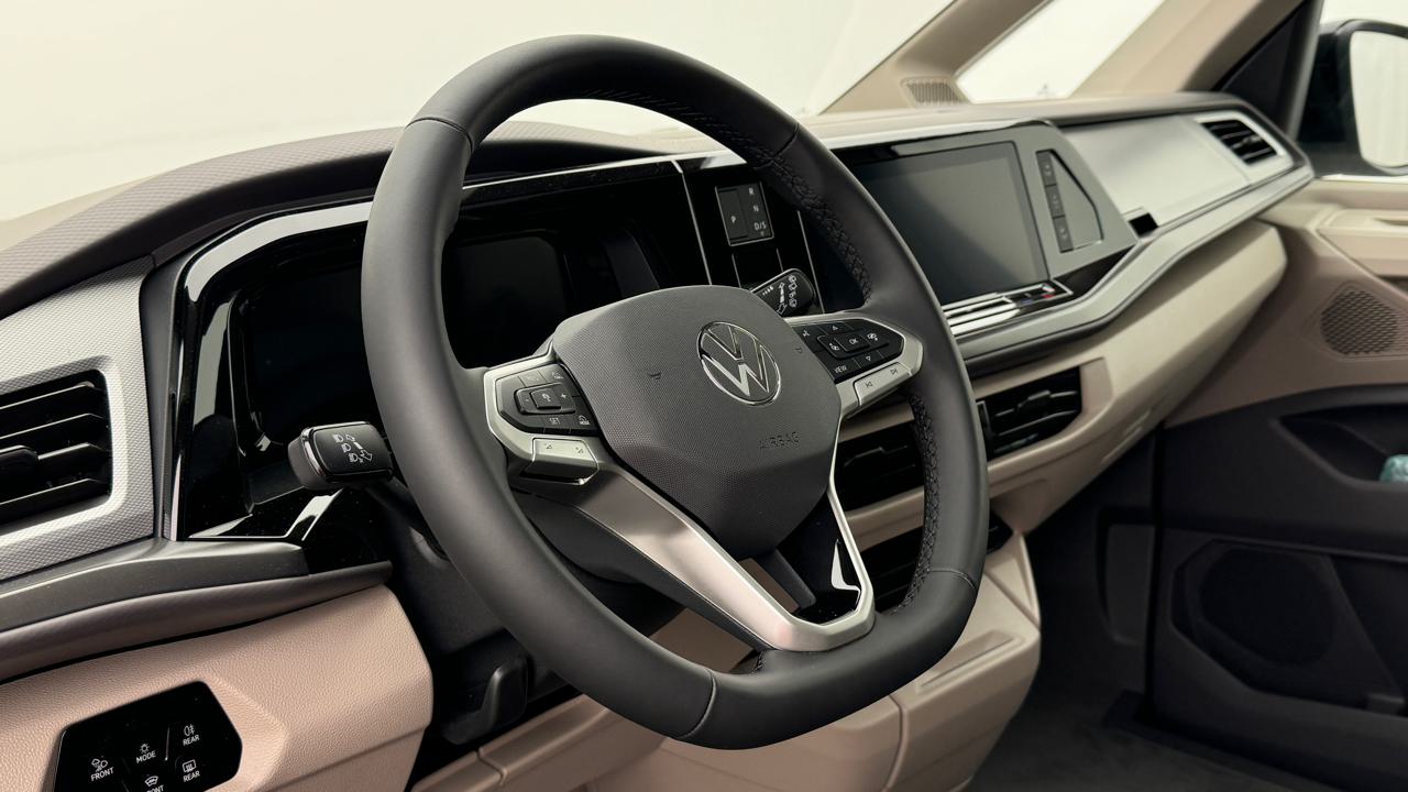 VW<br>Multivan 2.0 TDI Life DSG