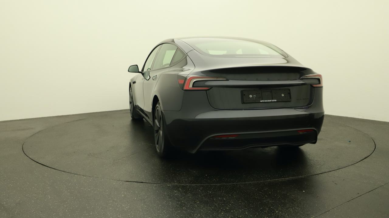 Tesla<br>Model 3 Long Range Dual Motor AWD