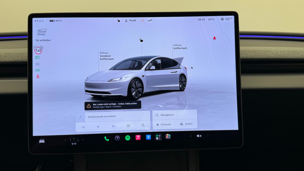 Tesla<br>Model 3 Long Range RWD