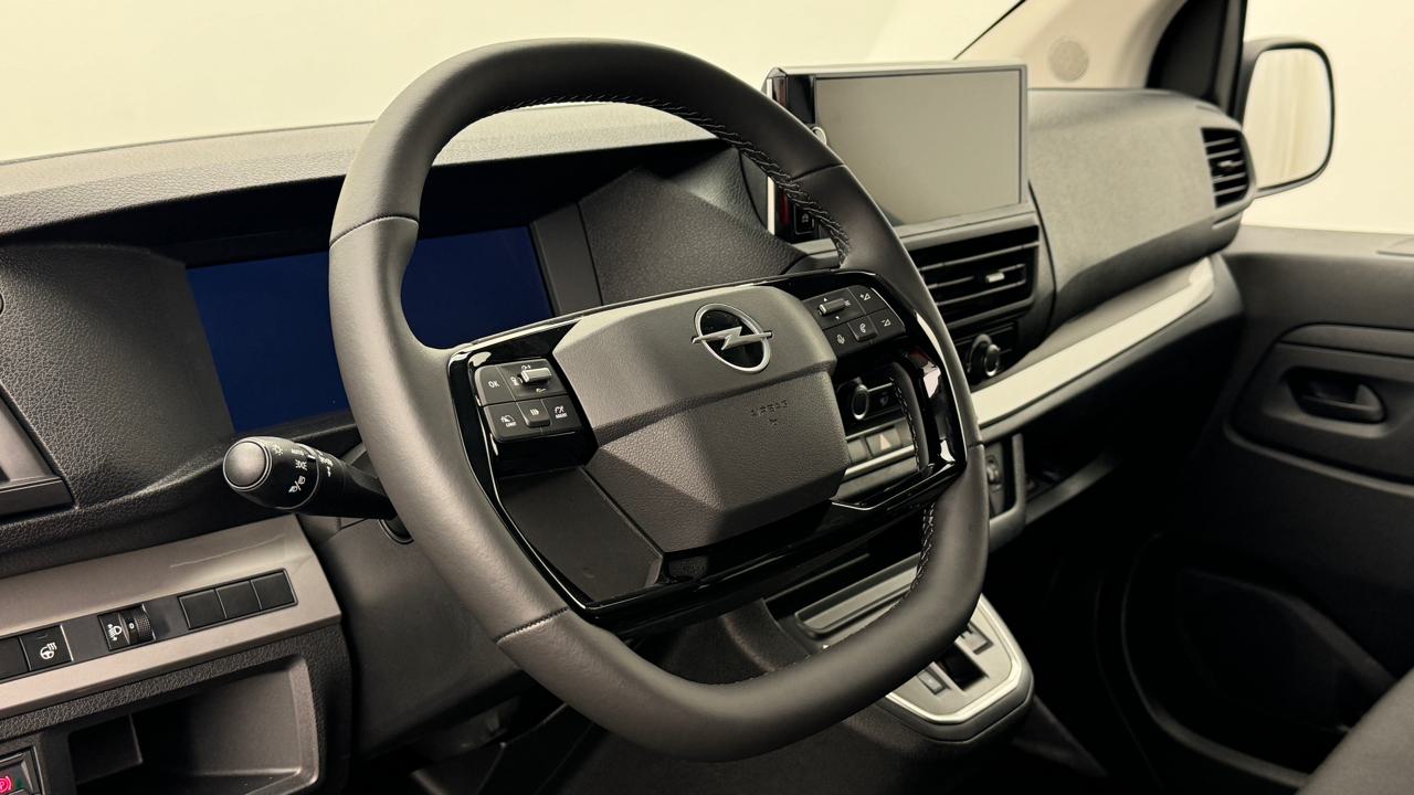 Opel<br>Vivaro Cargo 2.0 CDTI s/s DK M