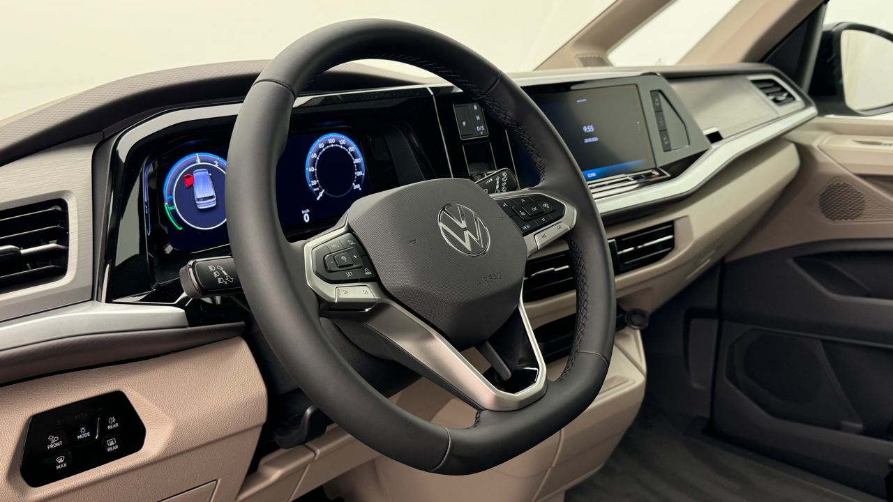 VW<br>Multivan 1.5 eHybrid Life Edition 4Motion DSG