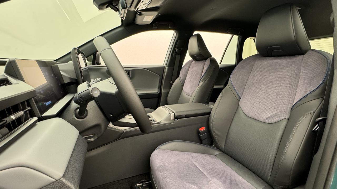 Toyota<br>RAV-4 2.5 HSD Style e-CVT AWD