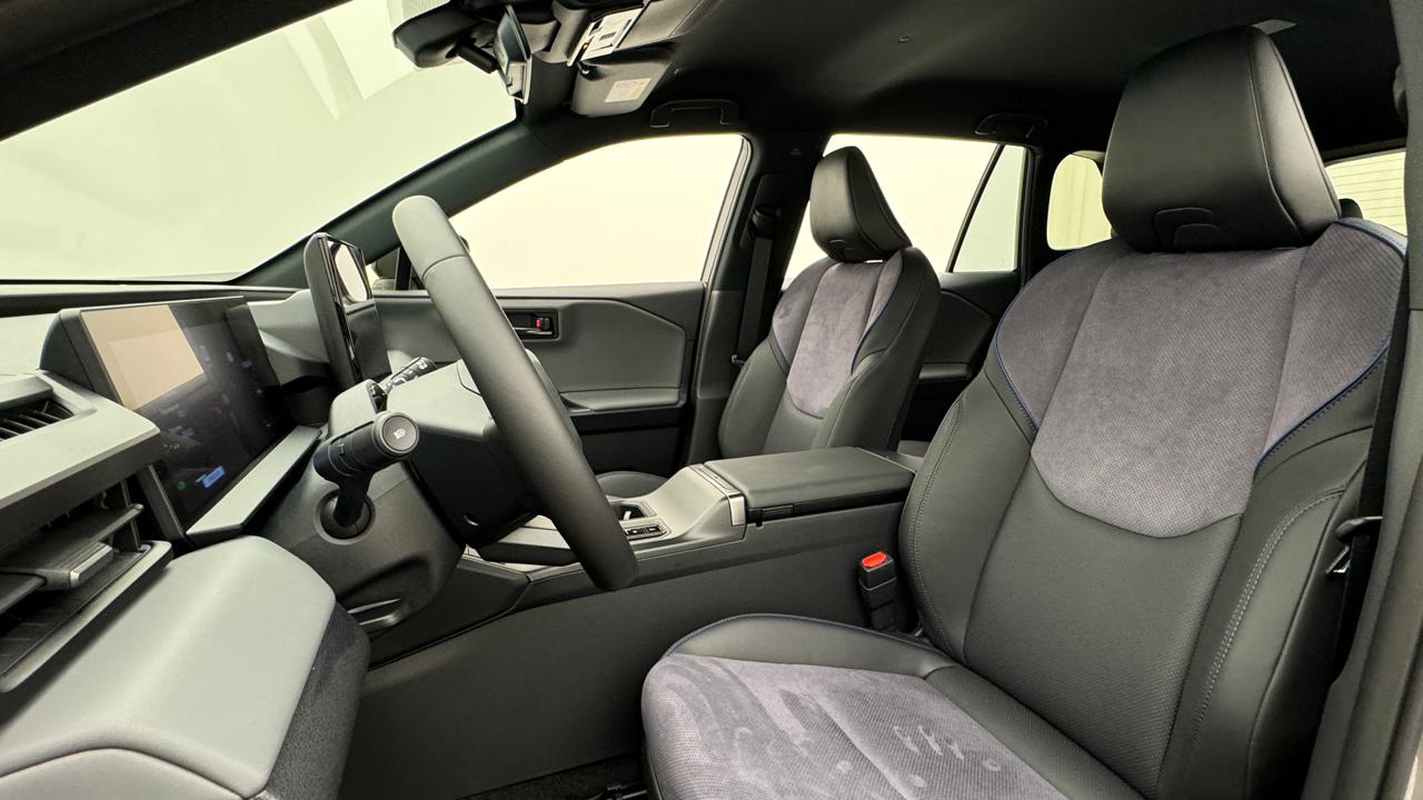 Toyota<br>RAV-4 2.5 HSD Style e-CVT AWD
