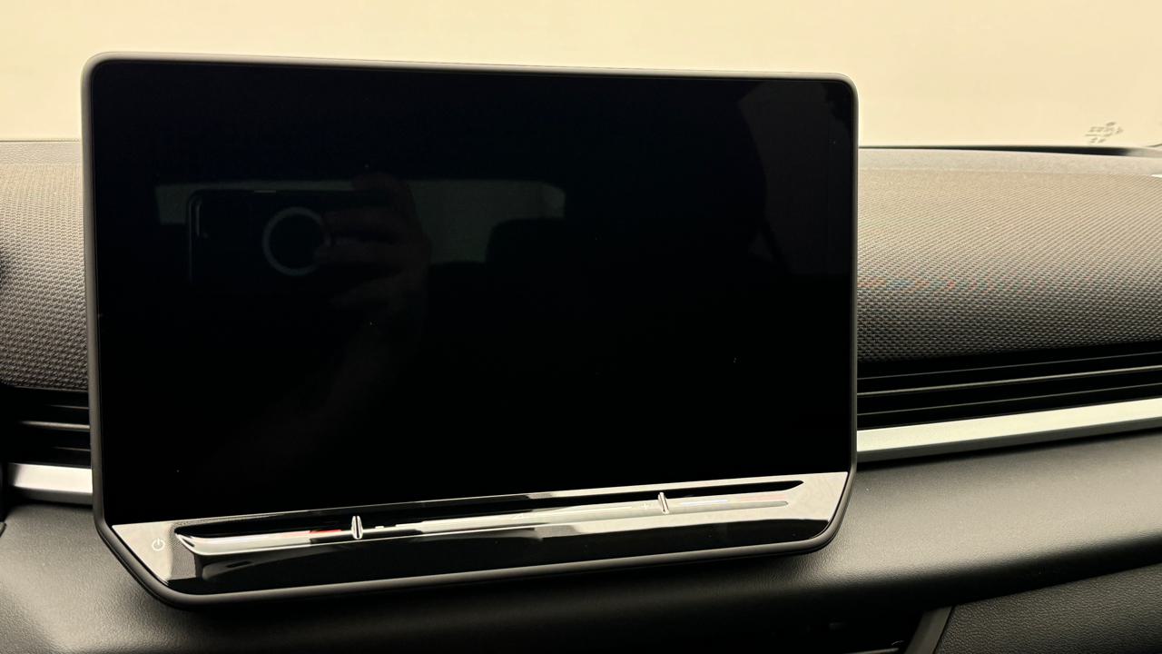 VW<br>T-Roc 1.5 eTSI mHEV R-Line DSG