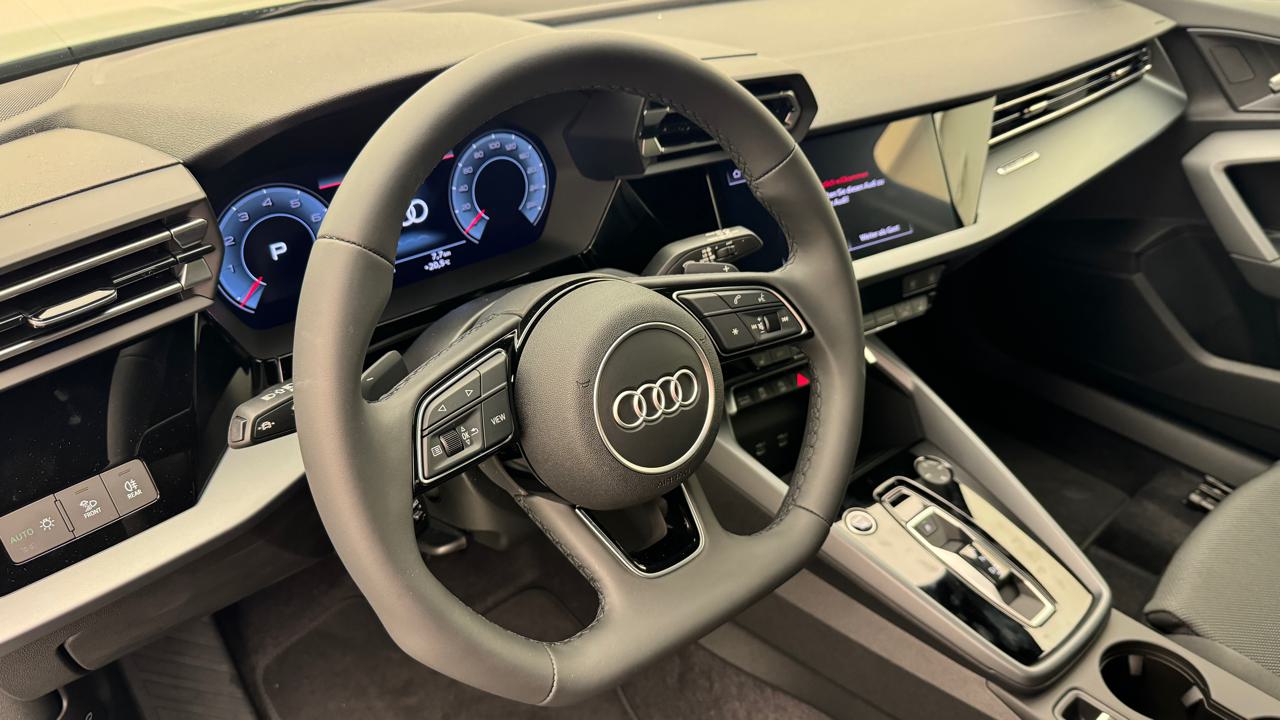 Audi<br>A3 allstreet 40 TFSI S-tronic quatttro