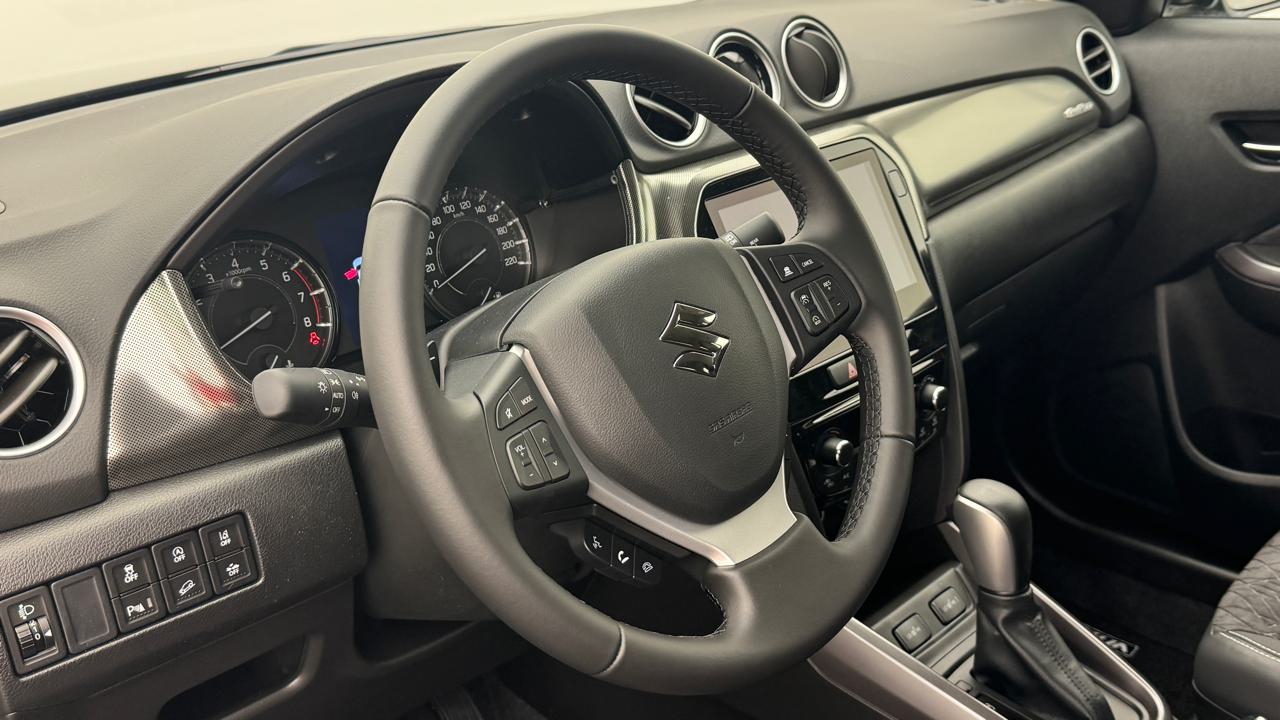 Suzuki<br>Vitara 1.4 Boosterjet Compact Top 4x4 Hybrid Automatic