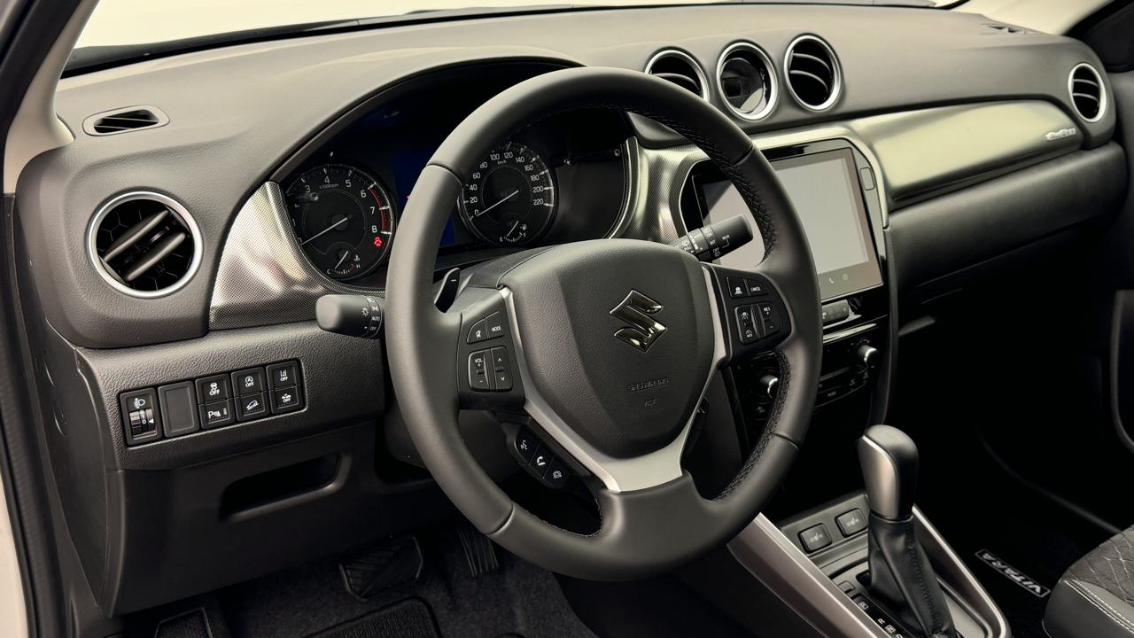 Suzuki<br>Vitara 1.4 Boosterjet Compact Top 4x4 Hybrid Automatic