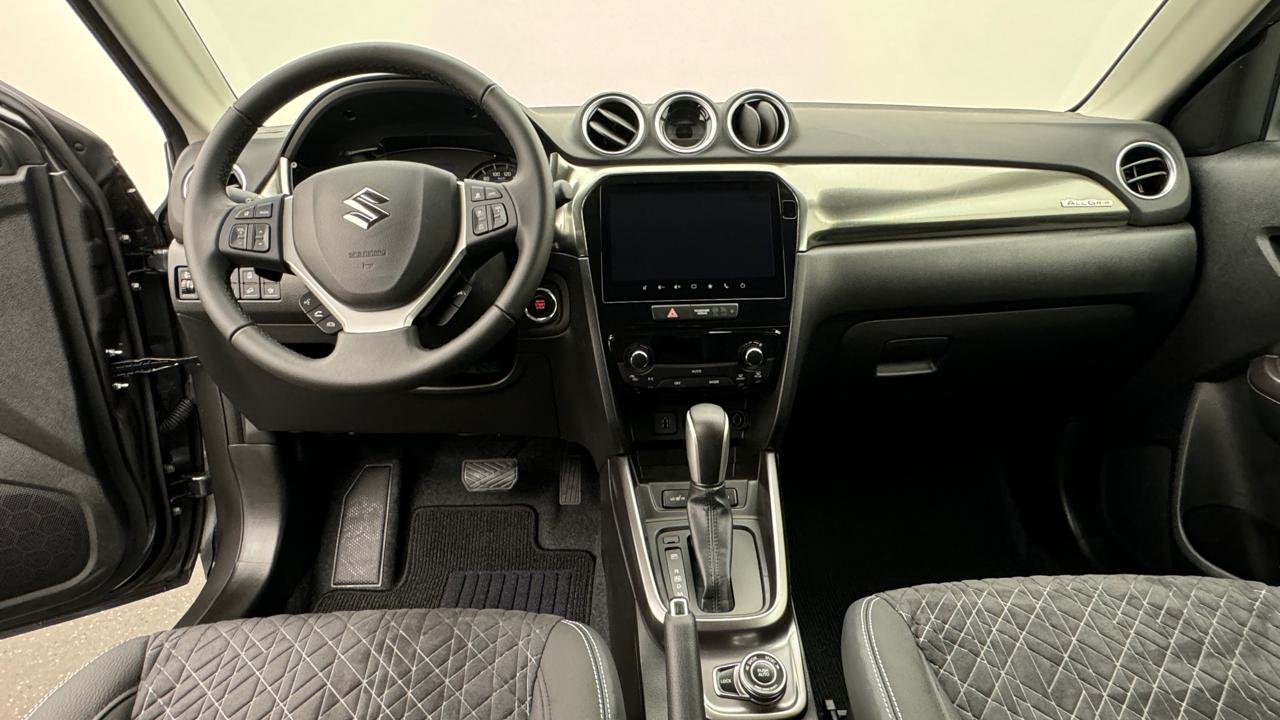 Suzuki<br>Vitara 1.4 Boosterjet Compact Top 4x4 Hybrid Automatic