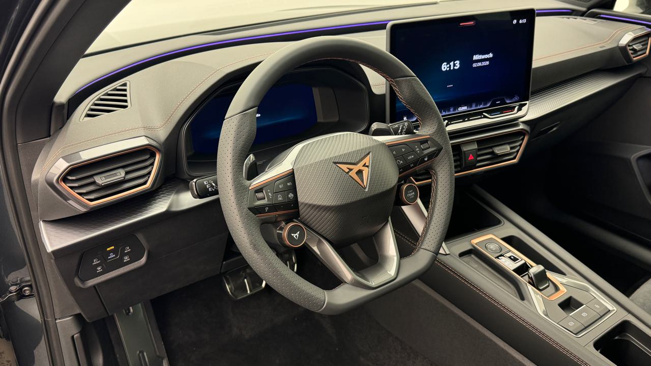 Cupra<br>LEON 1.5 e-HYBRID pHEV VZ Black Edition